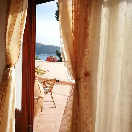 Il Sogno Di Vincenzo E Maria Alojamento de Acomodação e Pequeno-almoço 3*