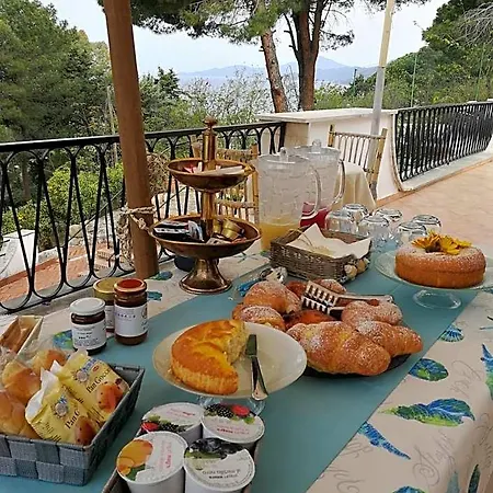 Frühstückspension Il Sogno Di Vincenzo E Maria 3*